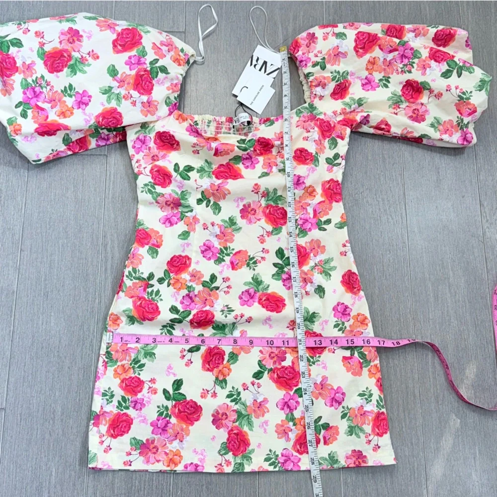NWT ZARA THE CAROLINE DRESS S MINI FLORAL OFF SHOULDER PUFF SLEEVE Blogger Fave - Picture 16 of 16